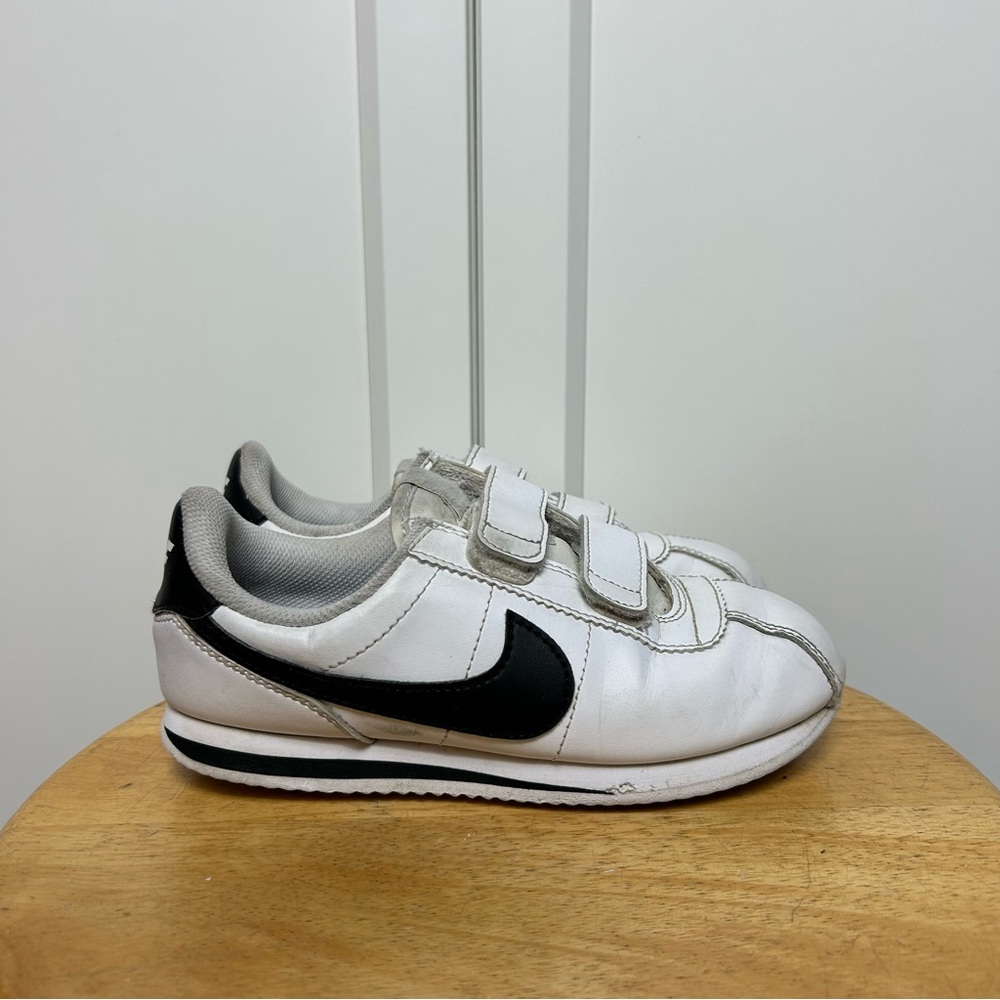 Nike Cortez white black v strap